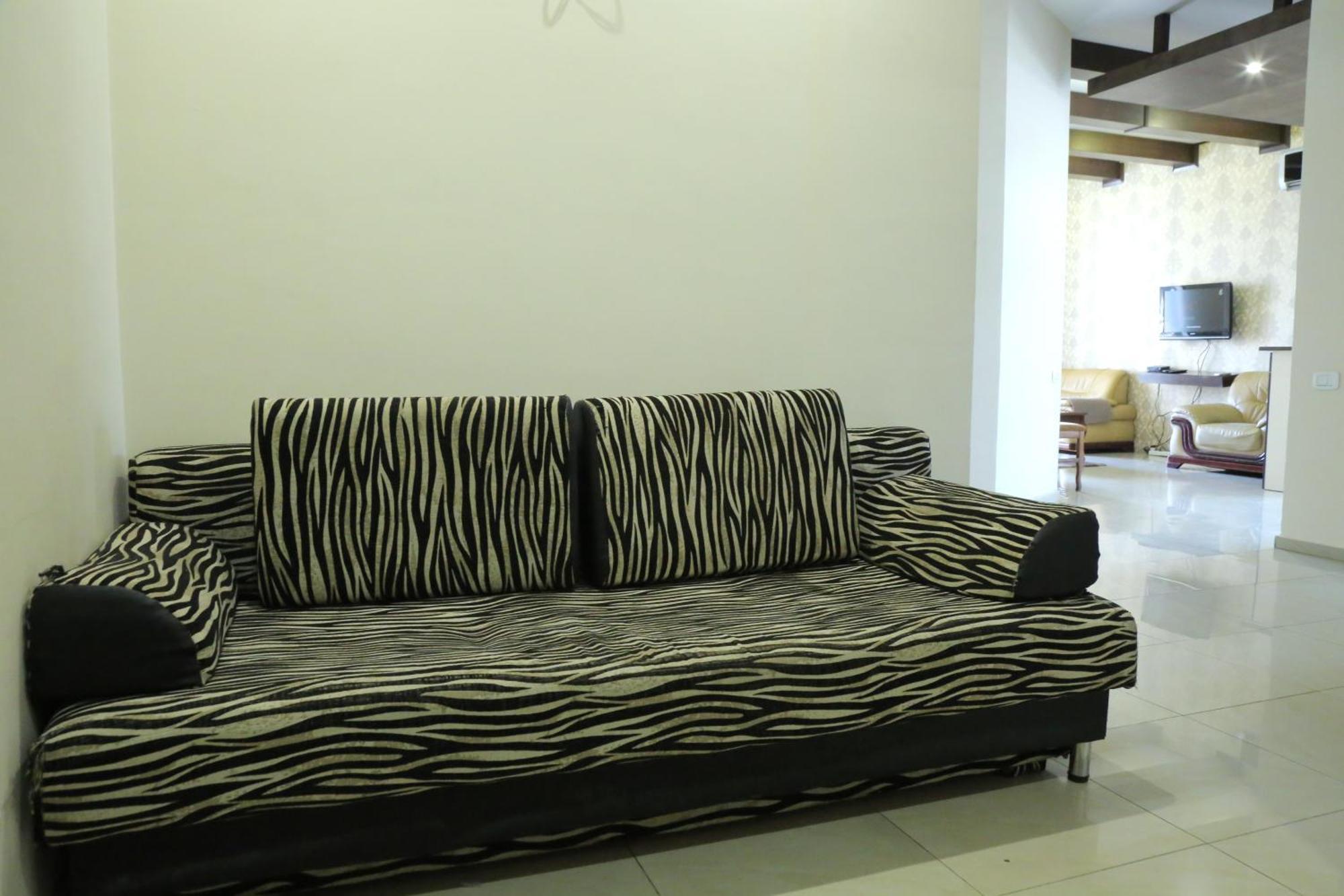 Rent Inn Yerevan On Sakharov Square Kültér fotó