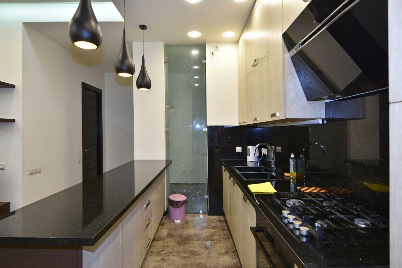 Rent Inn Yerevan On Sakharov Square Kültér fotó