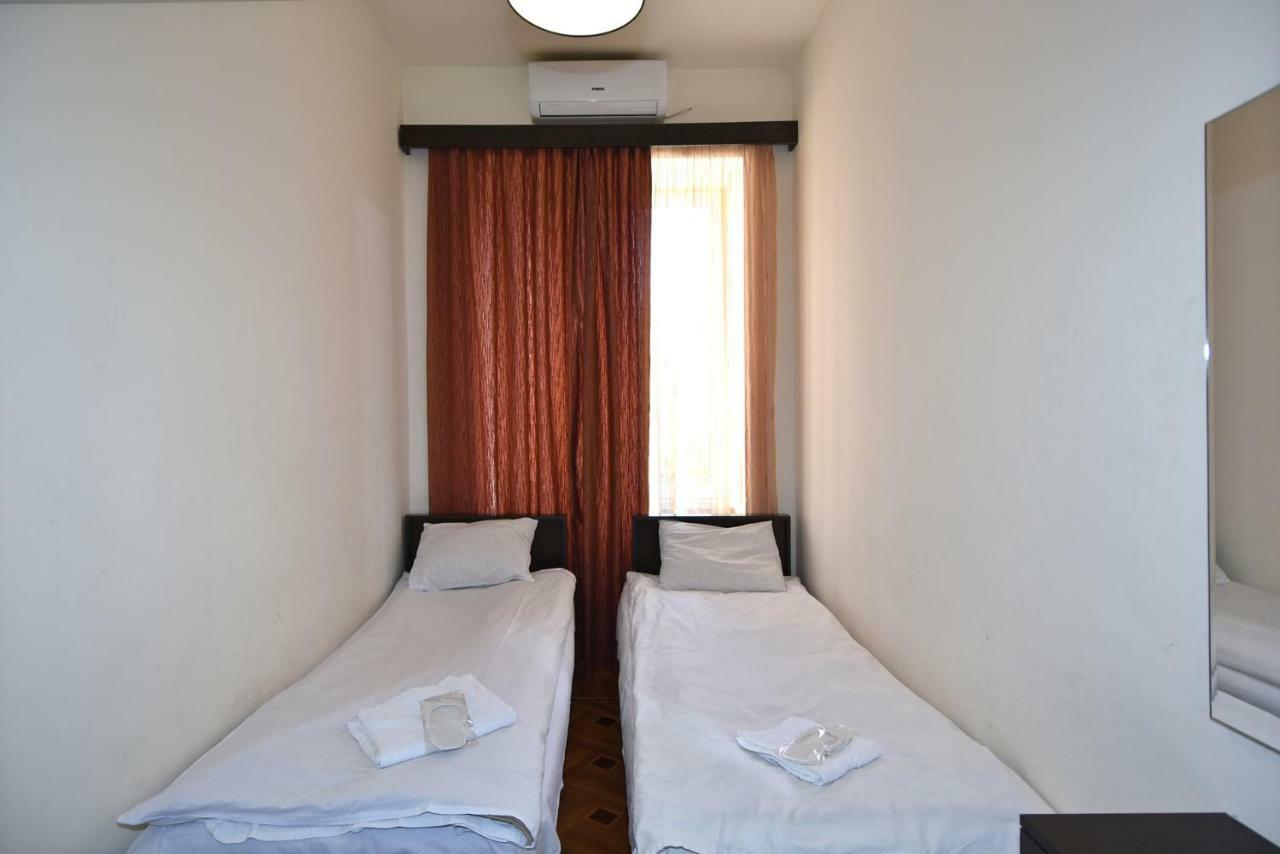 Rent Inn Yerevan On Sakharov Square Kültér fotó